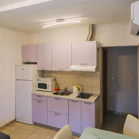 Apartment With Free Private Parking Baška Voda
