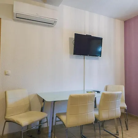 Apartment With Free Private Parking Baška Voda