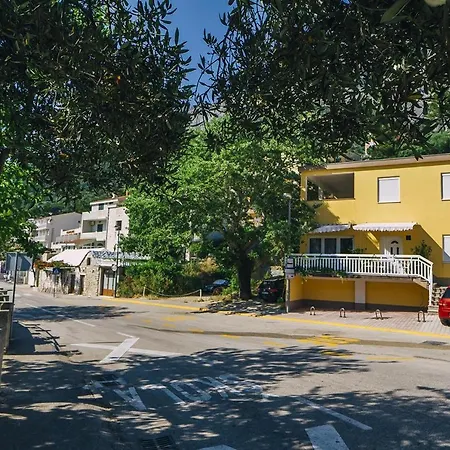 Apartamento With Free Private Parking